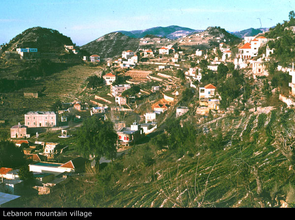 a9_Leb_hill_village