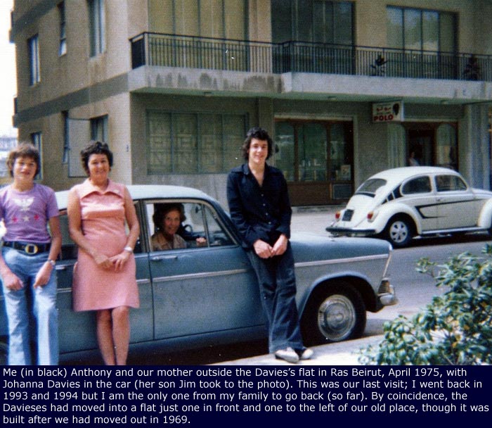 z2_1975_Outide_Davies