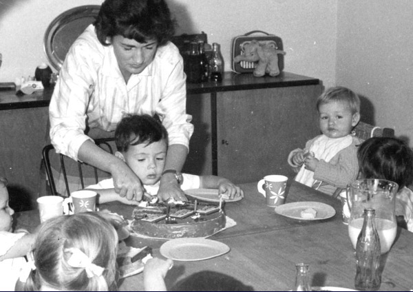 c02_3rd_Birthday_Trampy