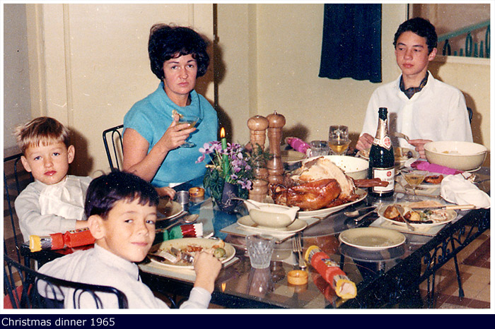 q5_Xmas_dinner_1965