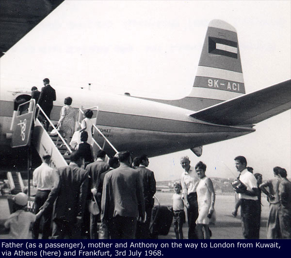 b6c_KAC_Comet_Athens_tail