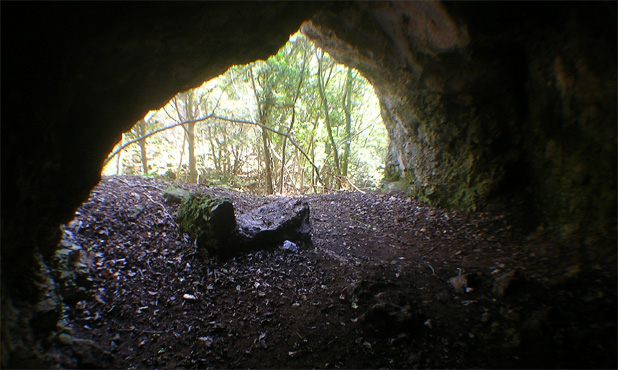 a12a_cave