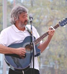 JohnTapestryBradULobby